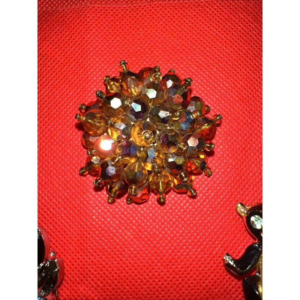 Silver tone Brooches 5 Pieces, Vintage,